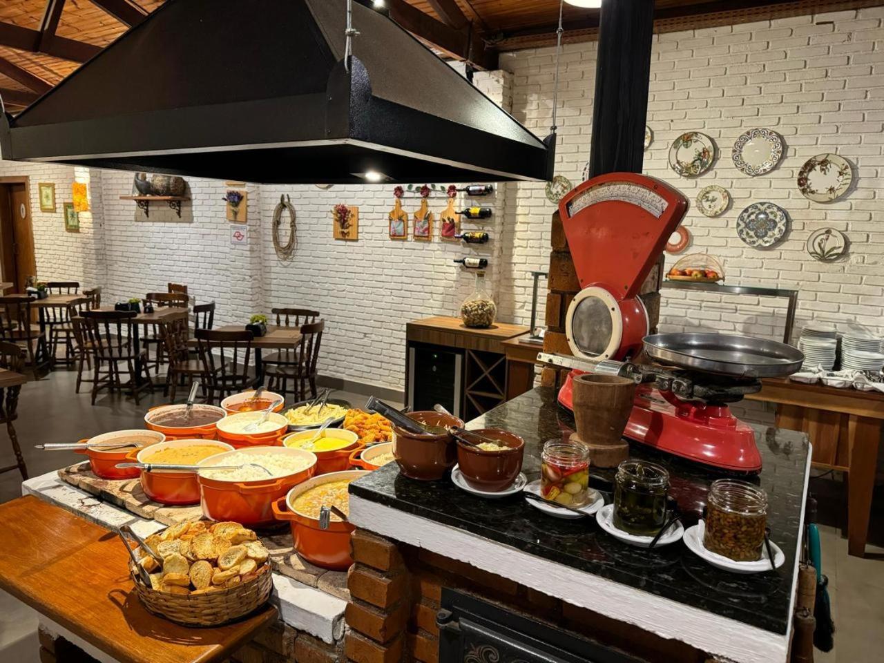 Pousada Aldeias Do Paraiso 蒙特罗洛巴托 外观 照片